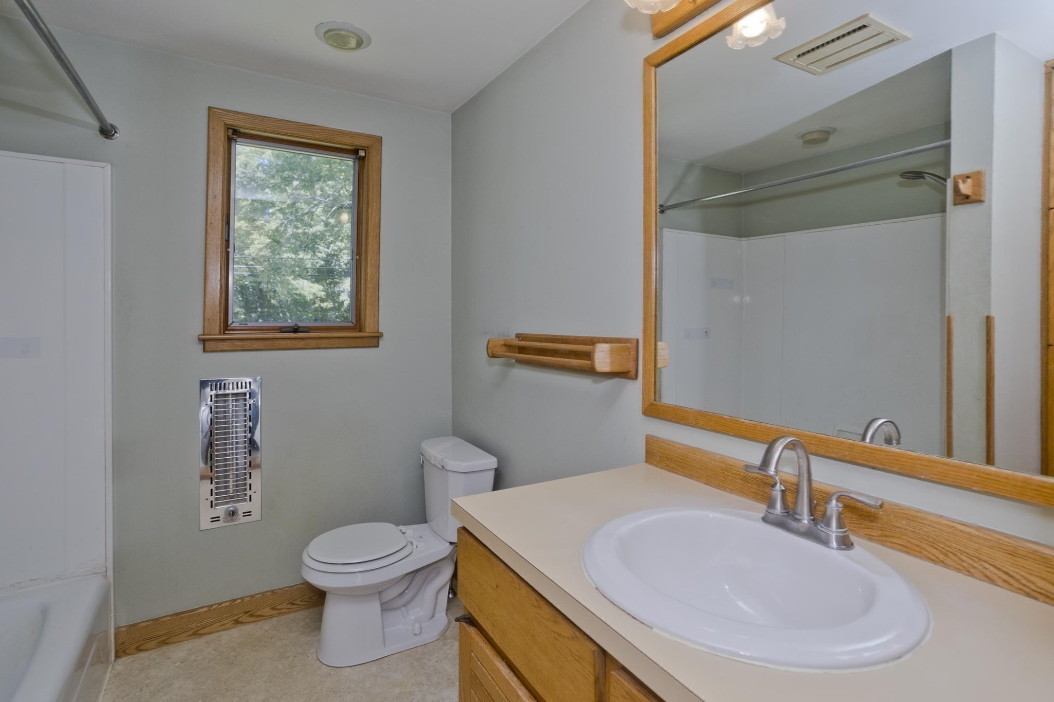 54 Ryan Road Northampton, MA 01062 - Photo 19 of 36 Gallery Image 19