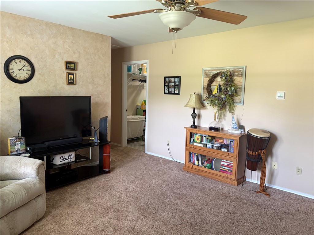 2933 Lisa Road Sidney, OH 45365 - Photo 4 of 20