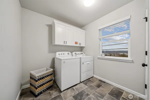 $617,225 | 14762 88th Avenue Southeast, Unit 11, Yelm, WA 98597