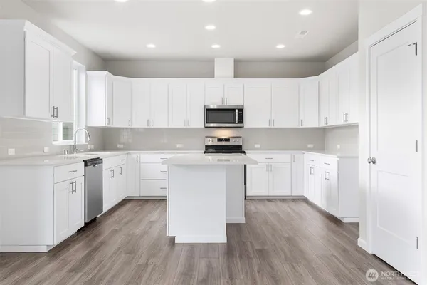 $617,225 | 14762 88th Avenue Southeast, Unit 11, Yelm, WA 98597