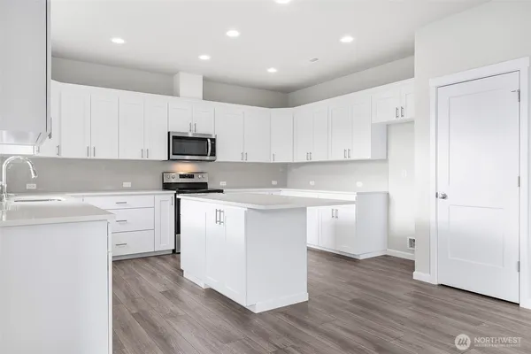 $617,225 | 14762 88th Avenue Southeast, Unit 11, Yelm, WA 98597