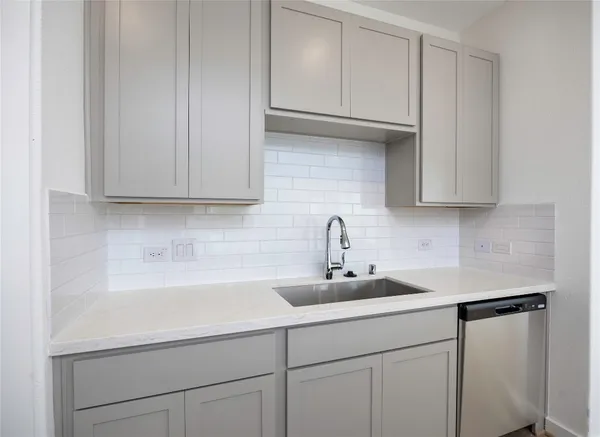 $1,875 | 2007 Longmire Villas Court, Conroe, TX 77304