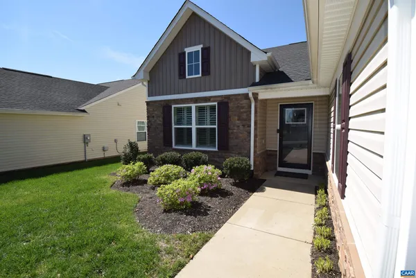 $2,500 | 167 Virginia Avenue, Palmyra, VA 22963