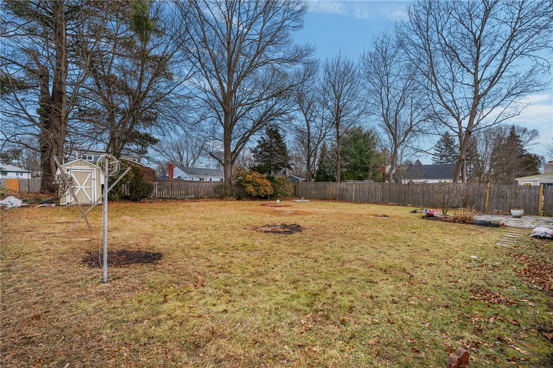 44 Capron Drive Warwick, RI 02886 - Photo 25 of 34