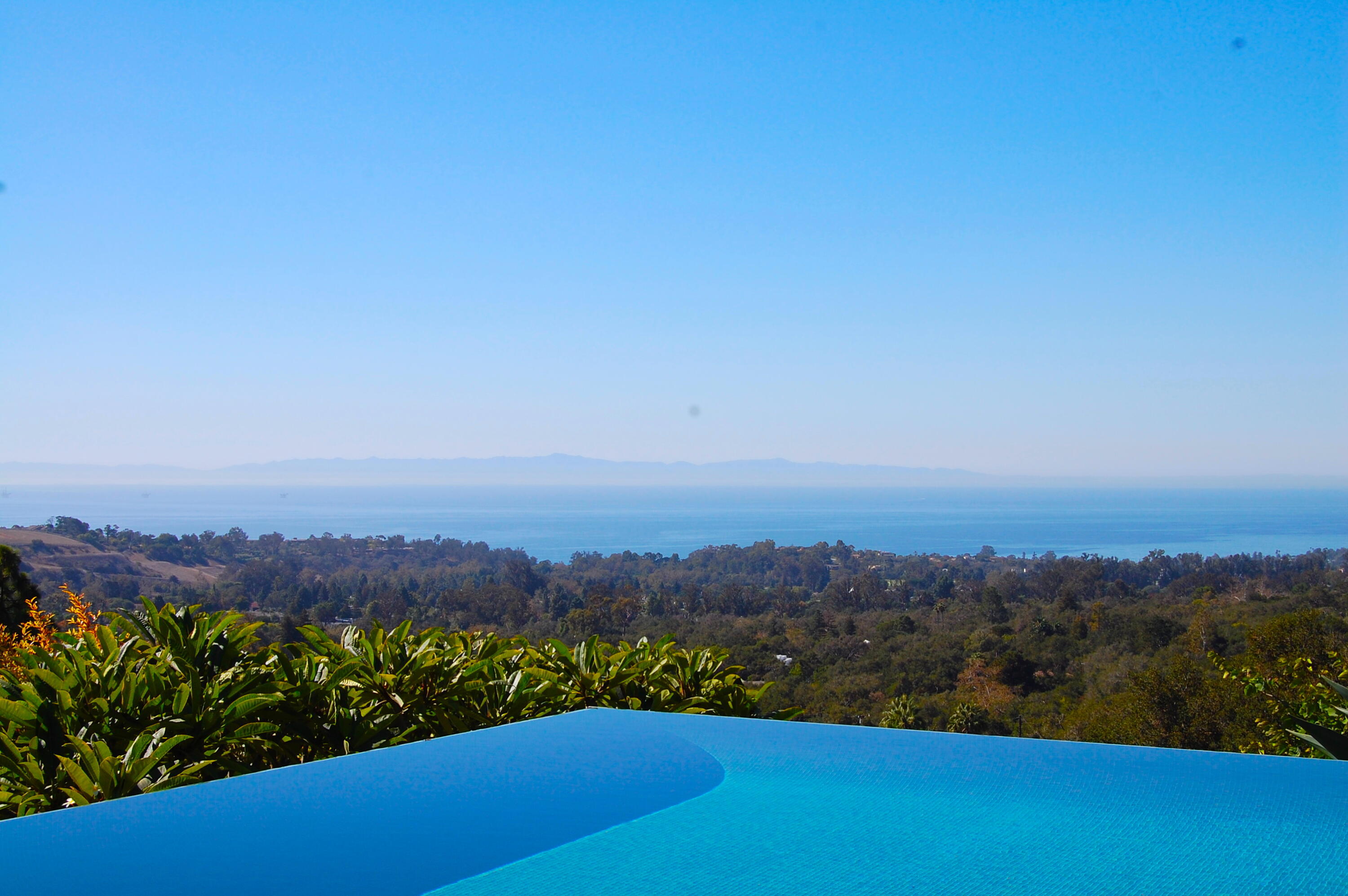 2285 Bella Vista Drive Montecito, CA 93108 - Photo 3 of 34 Clear Island Views from Infinity Pool
