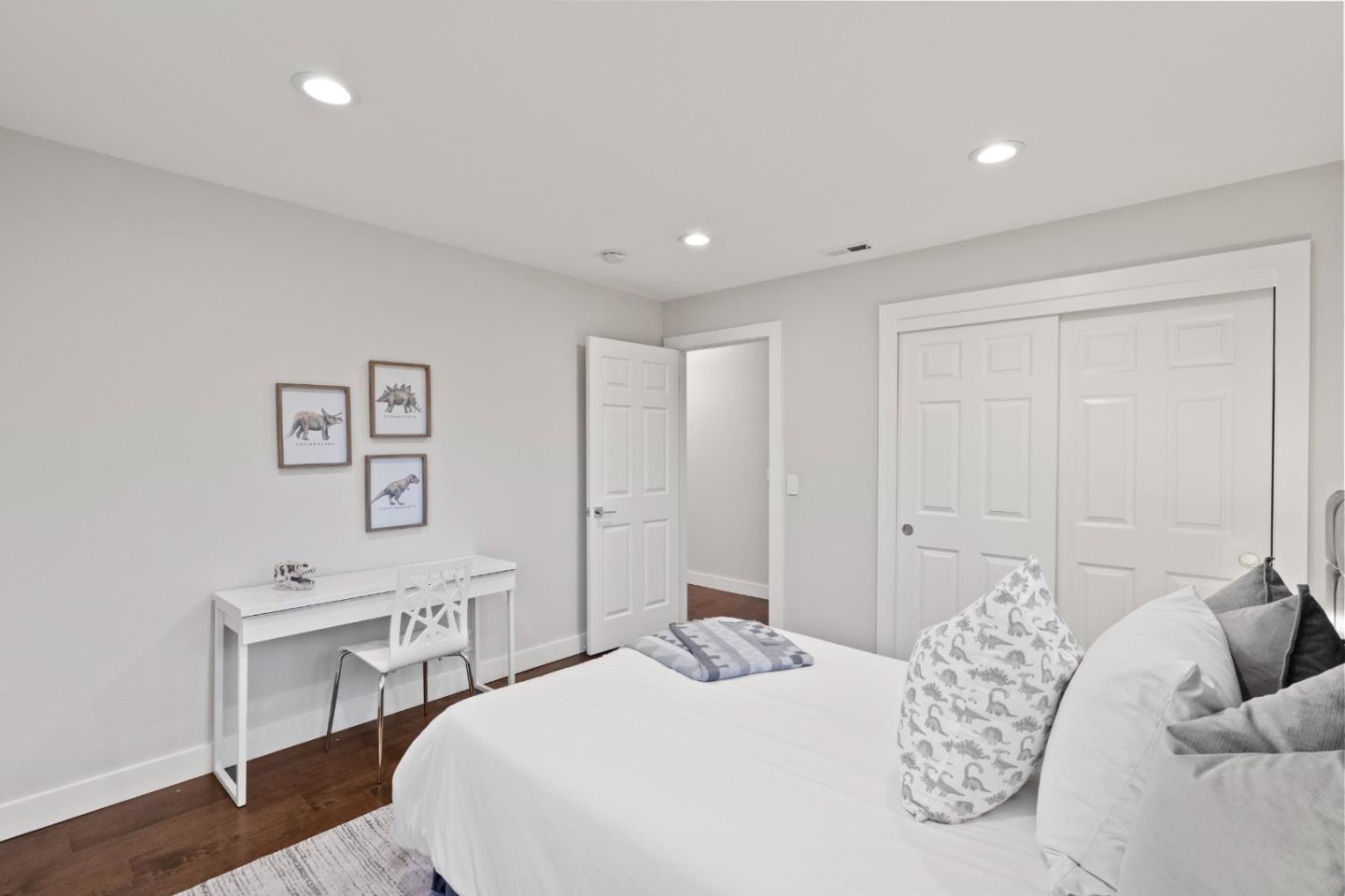 389 Bryant Avenue Mountain View, CA 94040 - Photo 44 of 61 a bedroom with a bed and a table