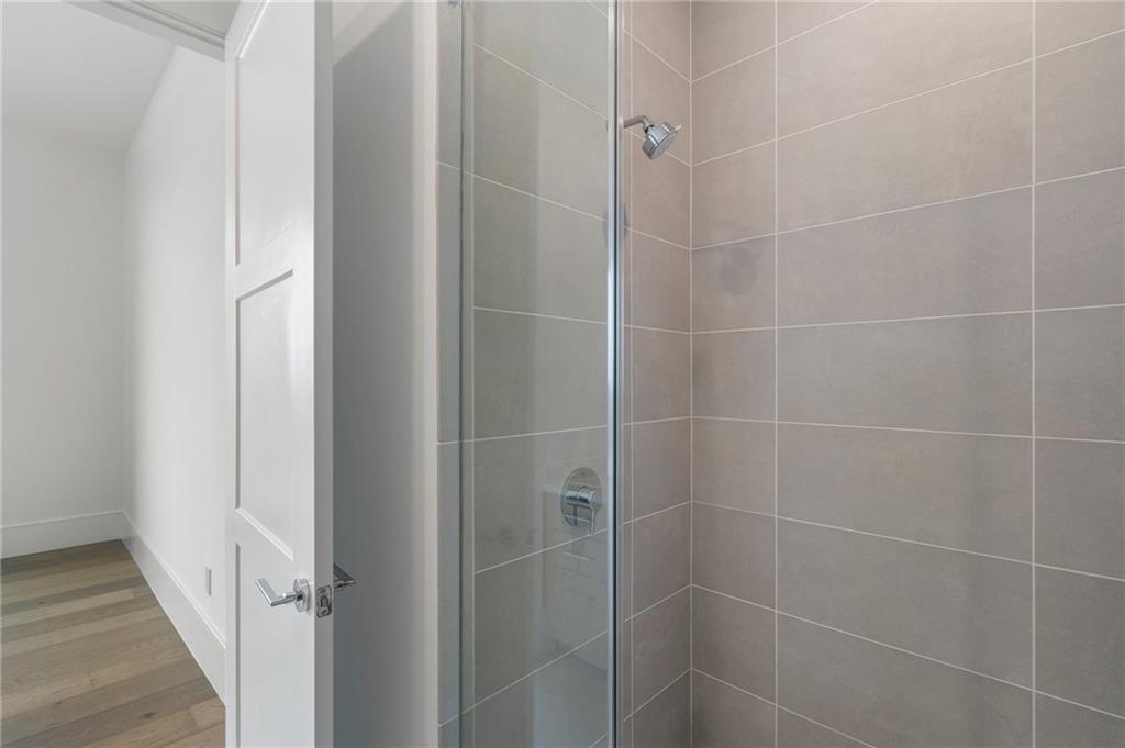 2425 Peachtree Road, Unit 1806 Atlanta, GA 30305 - Photo 20 of 47