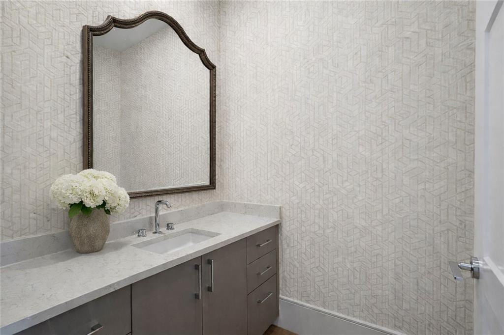 2425 Peachtree Road, Unit 1806 Atlanta, GA 30305 - Photo 28 of 51