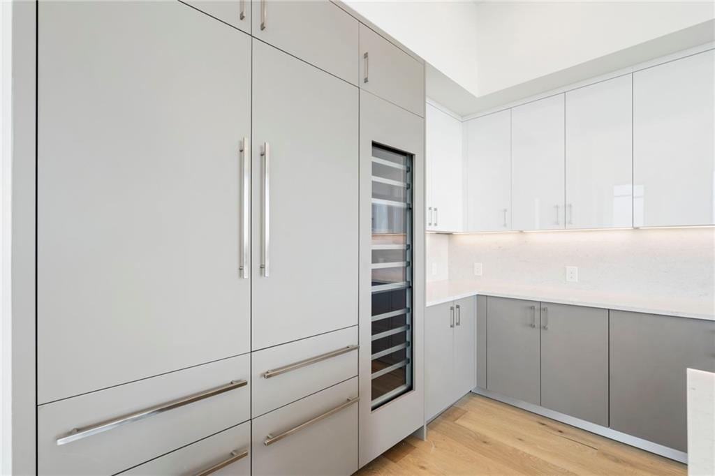 2425 Peachtree Road, Unit 1806 Atlanta, GA 30305 - Photo 8 of 47