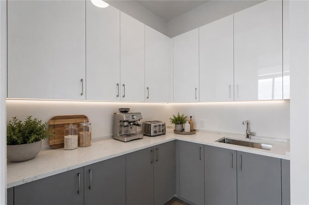 2425 Peachtree Road, Unit 1806 Atlanta, GA 30305 - Photo 9 of 47
