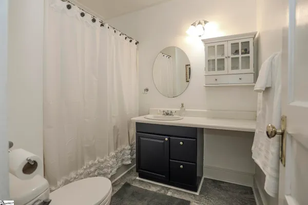 $2,150 | 107 Brookdale Avenue, Greenville, SC 29607