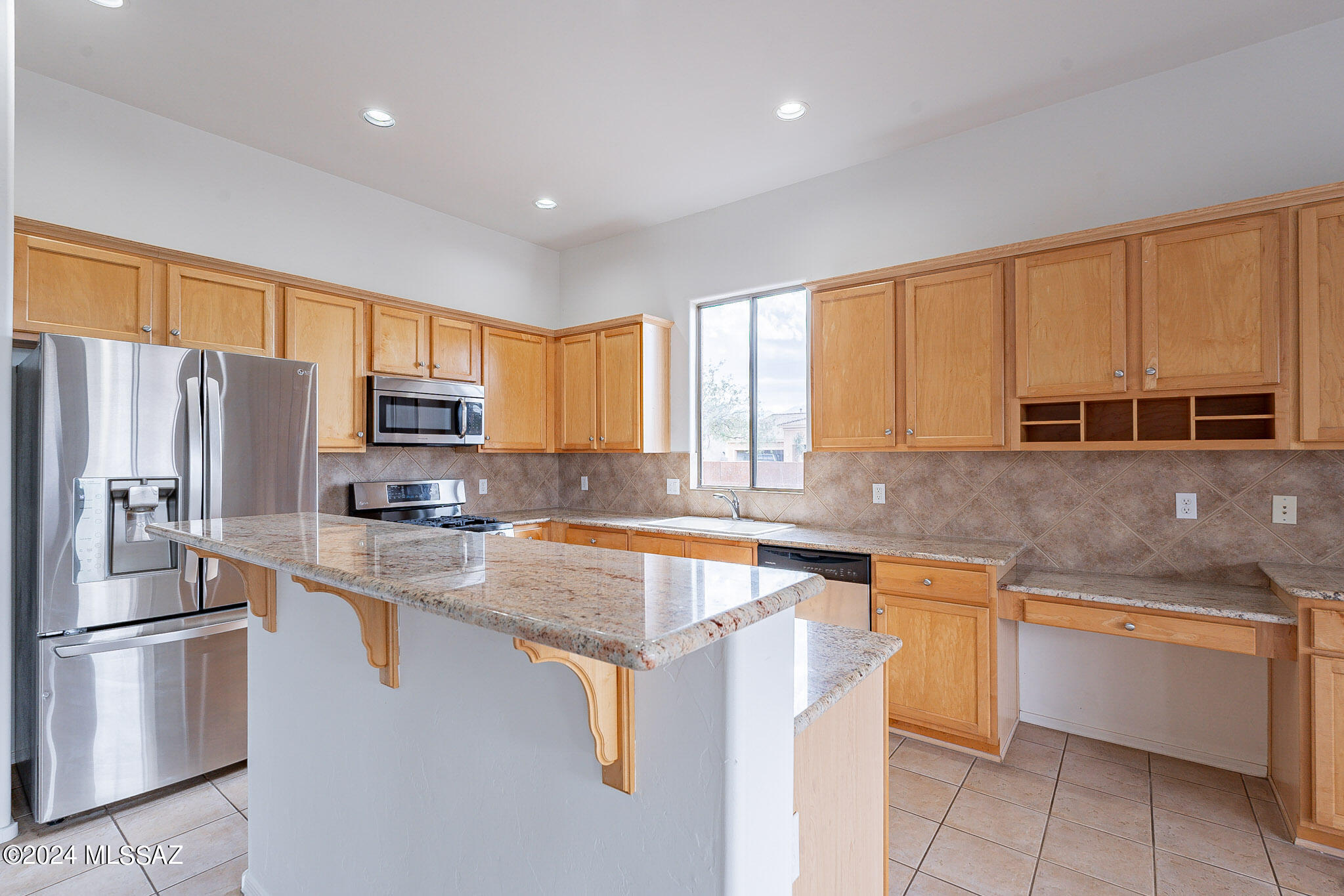 40100 Ridgeline Court Tucson, AZ 85739 - Photo 4 of 34 Gallery Image 4