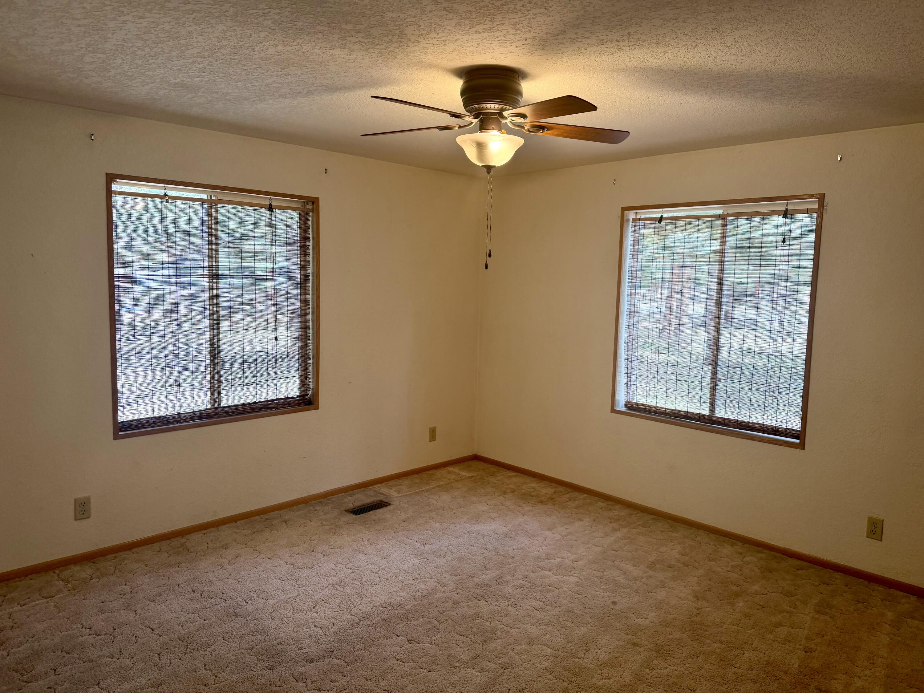 52141 Foxtail Road La Pine, OR 97739 - Photo 23 of 30 IMG_1857