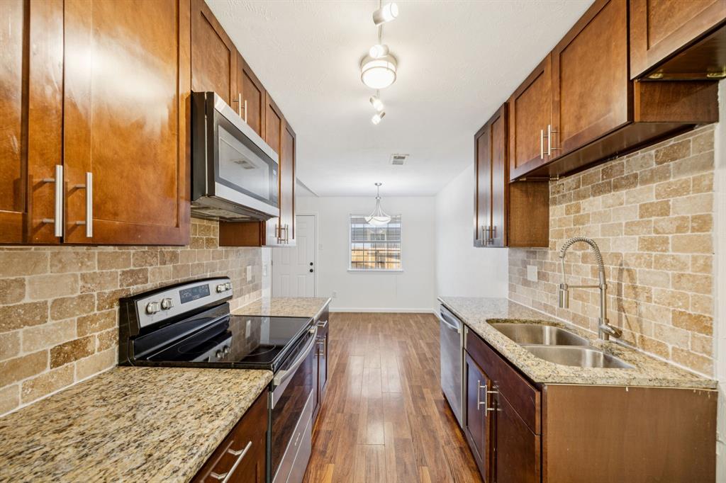 923 Roaming Rd Drive Allen, TX 75002 - Photo 12 of 25