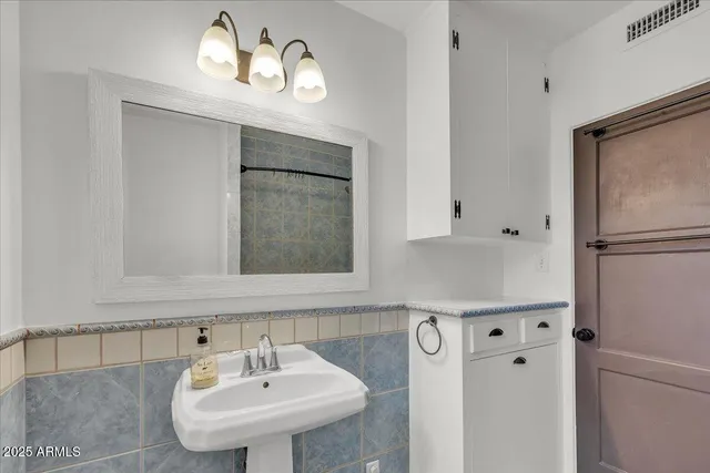 a bathroom with a bathtub