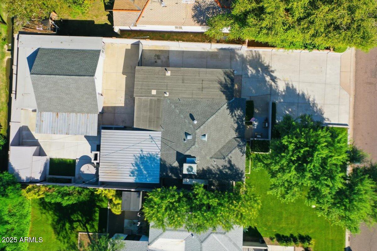 4632 North 14th Street Phoenix, AZ 85014 - Photo 35 of 46 an aerial view of house with yard