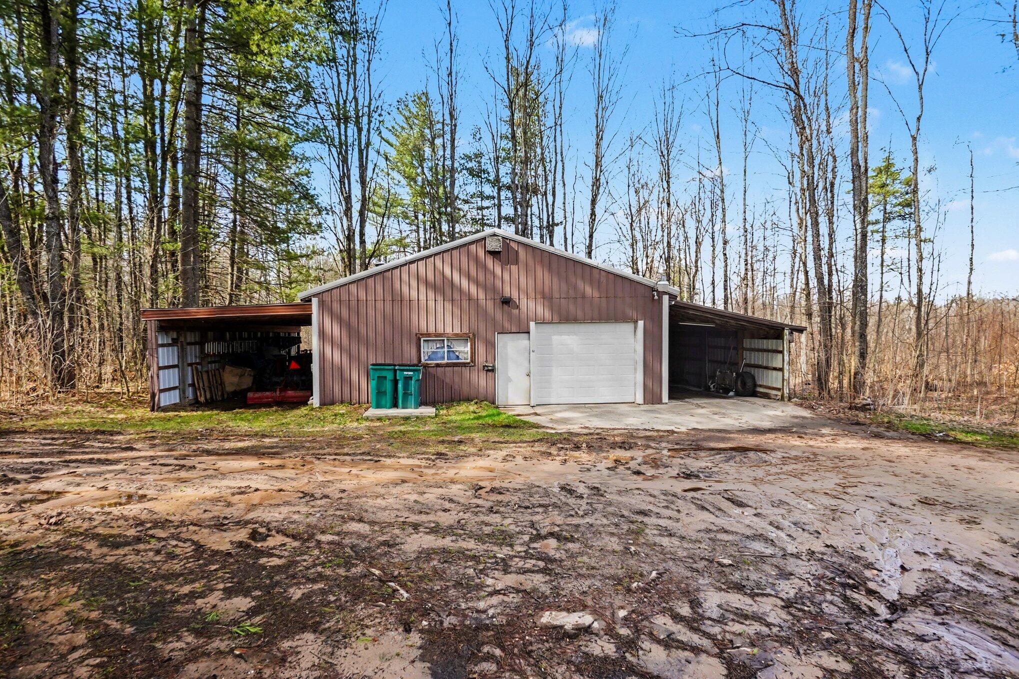 20908 North Lakola Road Tustin, MI 49688 - Photo 26 of 30 026_file_8496