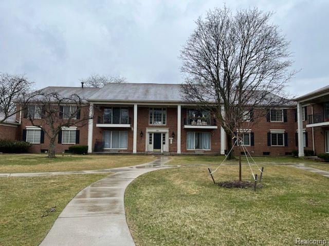 29606 Middlebelt Road, Unit 2804 Farmington Hills, MI 48334 - Photo 1 of 17