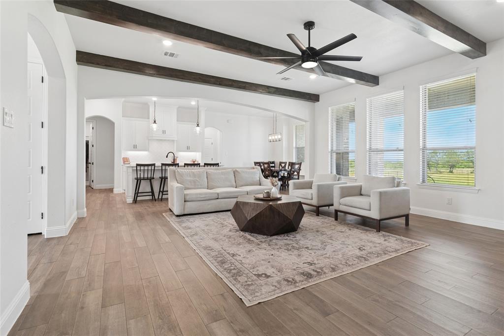 587 Old Agnes Road Weatherford, TX 76088 - Photo 8 of 34