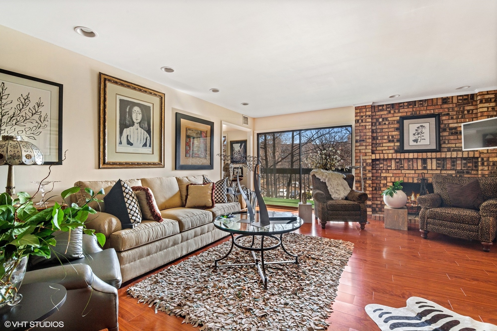 1800 Mission Hills Road, Unit 212 Northbrook, IL 60062 - Photo 2 of 19 a living room with furniture and a large window