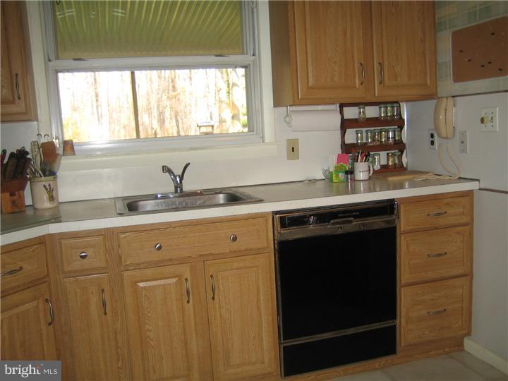 504 King George Road Cherry Hill, NJ 08034 - Photo 11 of 25