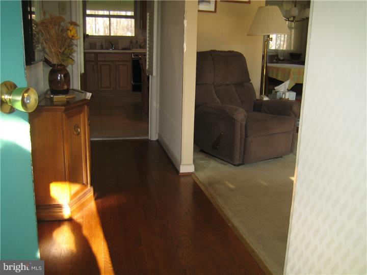 504 King George Road Cherry Hill, NJ 08034 - Photo 3 of 25