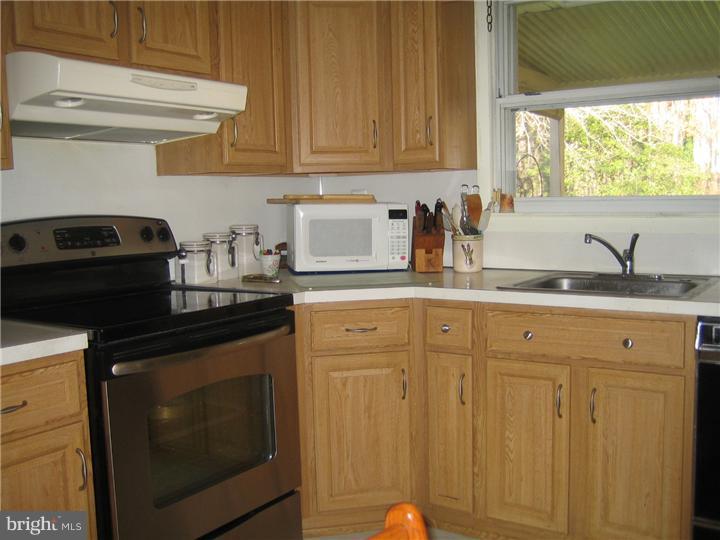 504 King George Road Cherry Hill, NJ 08034 - Photo 10 of 25