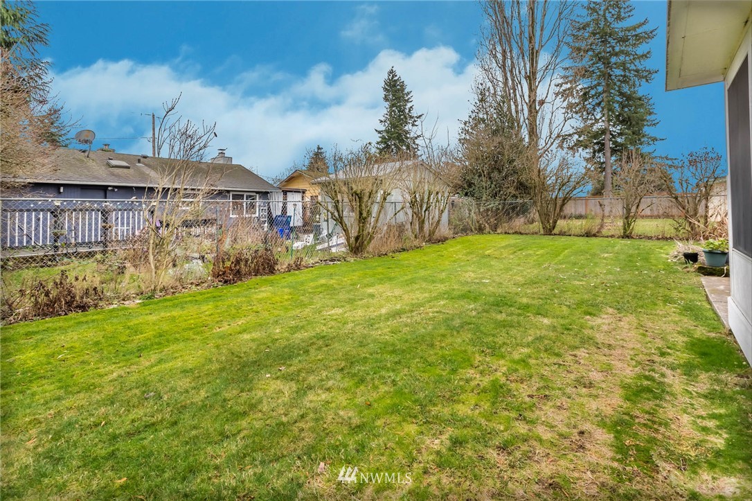 3609 Northeast 10th Street Renton, WA 98056 - Photo 19 of 22 Gallery Image 19