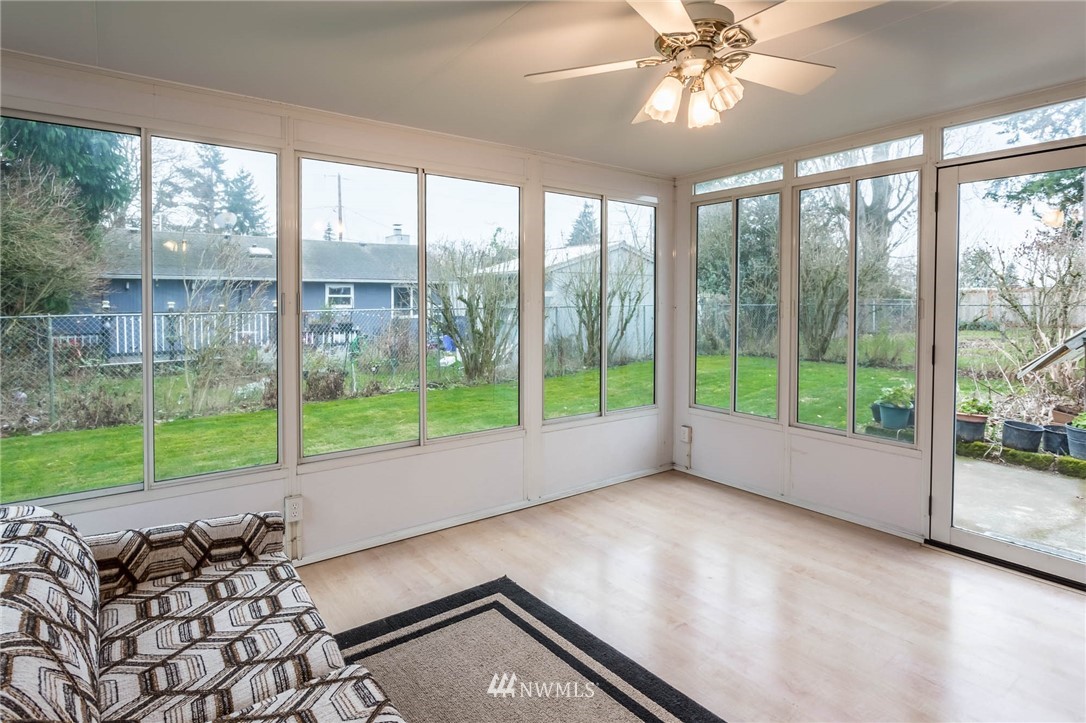 3609 Northeast 10th Street Renton, WA 98056 - Photo 8 of 22 Gallery Image 8