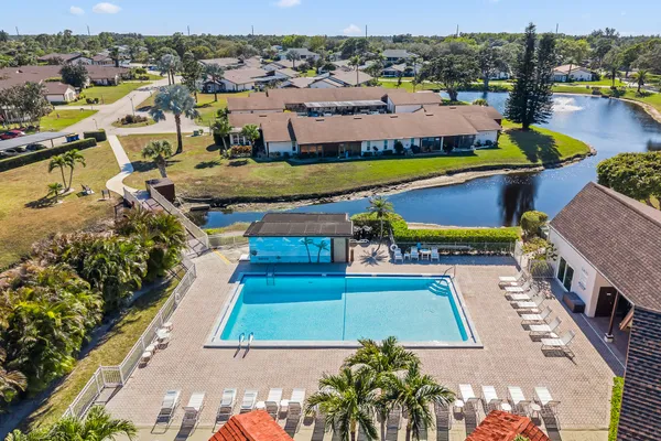 $164,900 | 6531 Southeast Federal Highway, Unit S201, Stuart, FL 34997