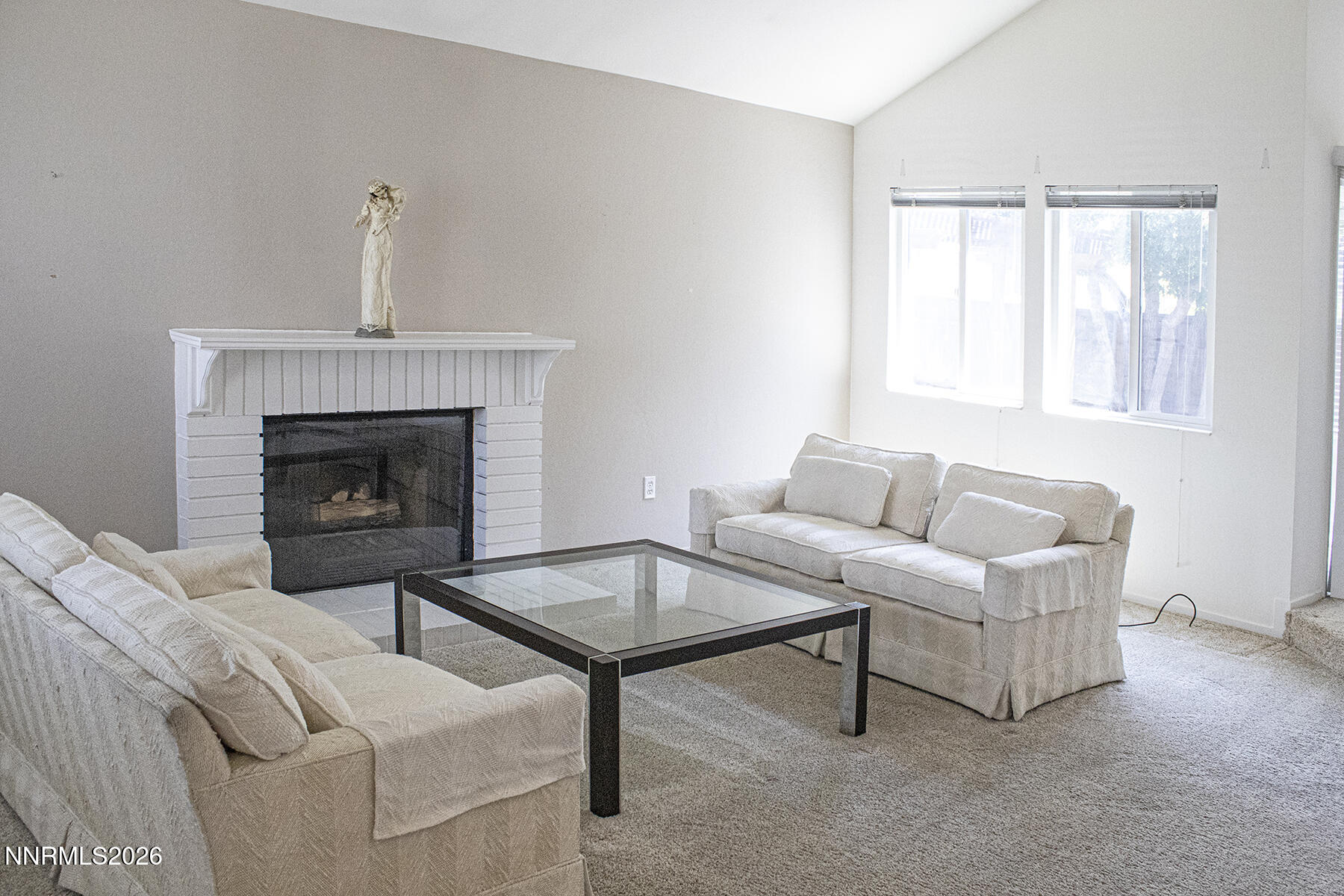 304 Lorraine Court Reno, NV 89509 - Photo 6 of 47 living1