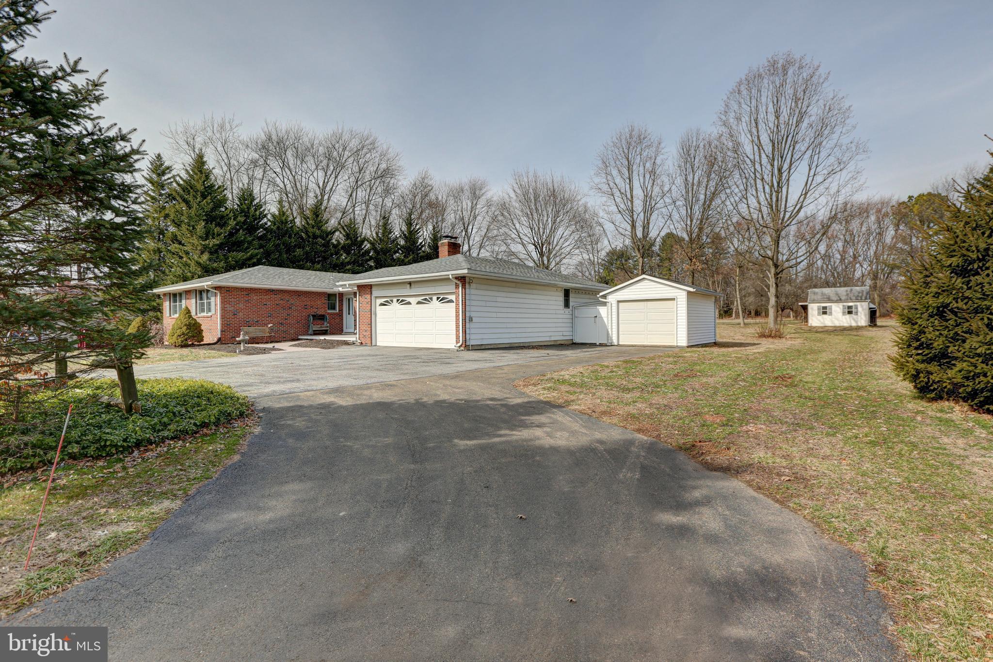 439 Chambers Rock Road Landenberg, PA 19350 - Photo 5 of 43