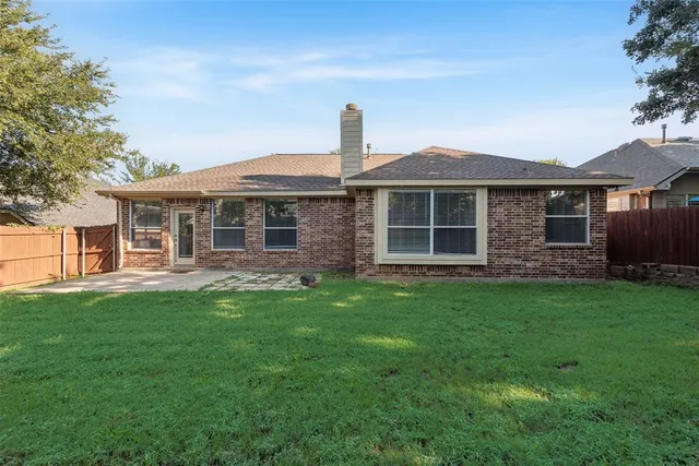 $375,000 | 2804 Hollow Ridge Drive, Denton, TX 76210