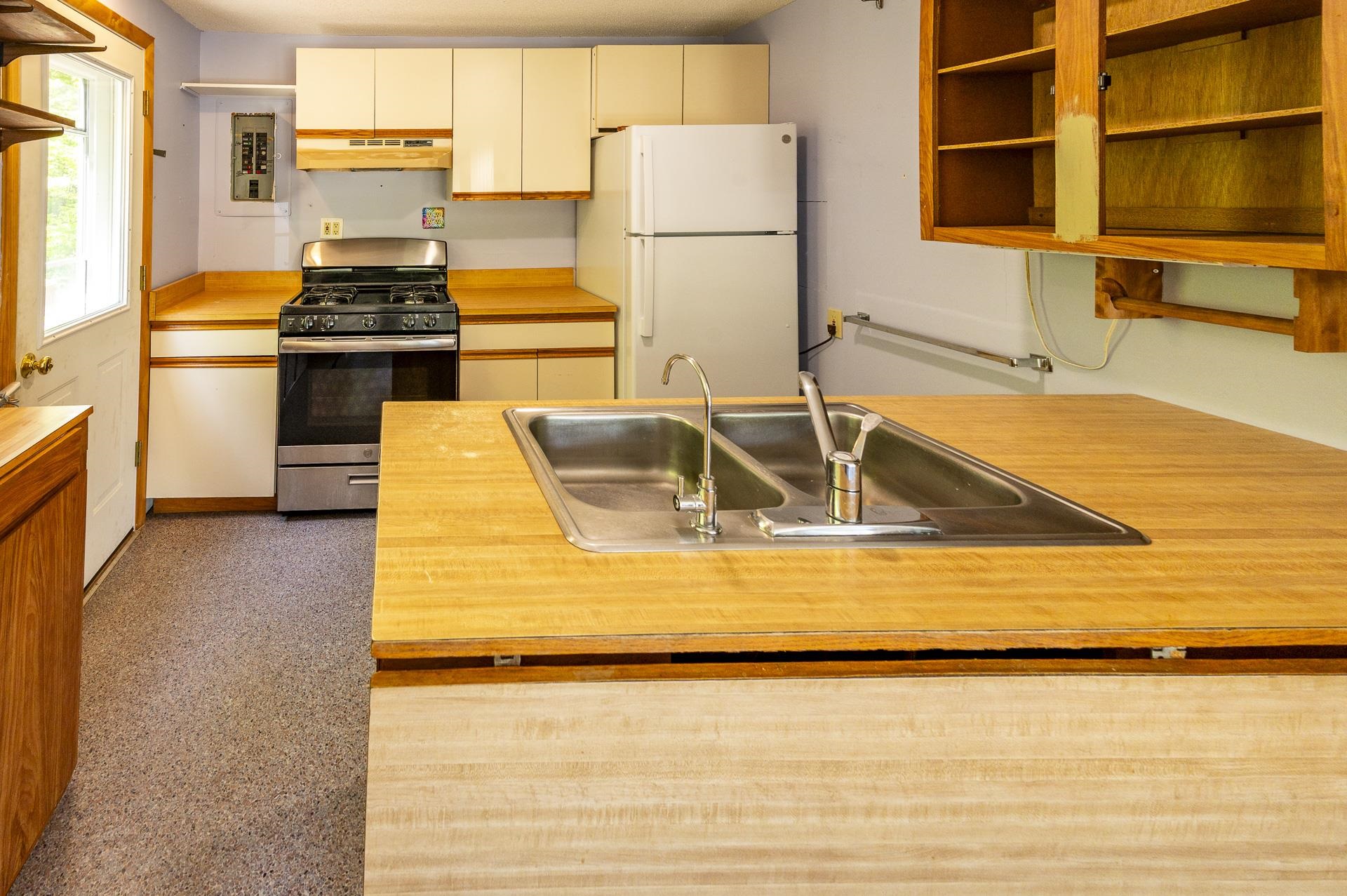 590 Blodgett Road Cabot, VT 05658 - Photo 6 of 59