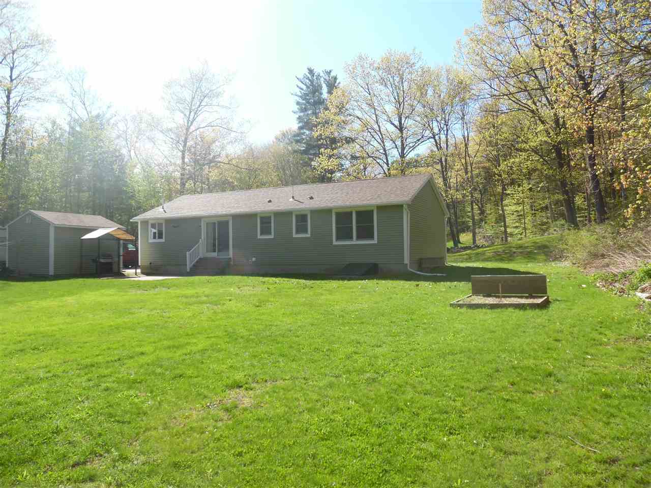 545 Cross Country Road Pembroke, NH 03275 - Photo 2 of 6 Gallery Image 2