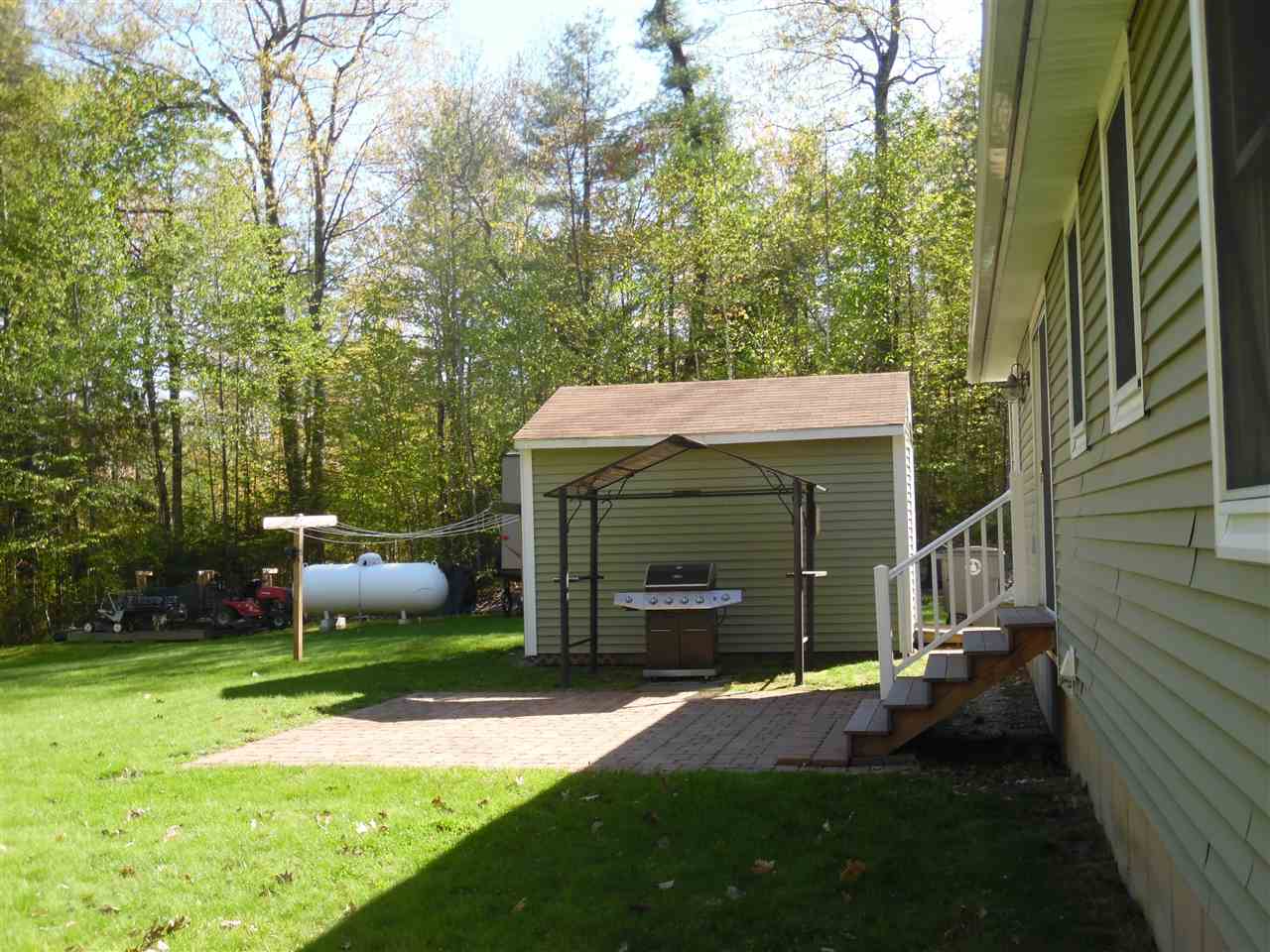545 Cross Country Road Pembroke, NH 03275 - Photo 6 of 6 Gallery Image 6