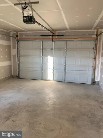 a view of a garage