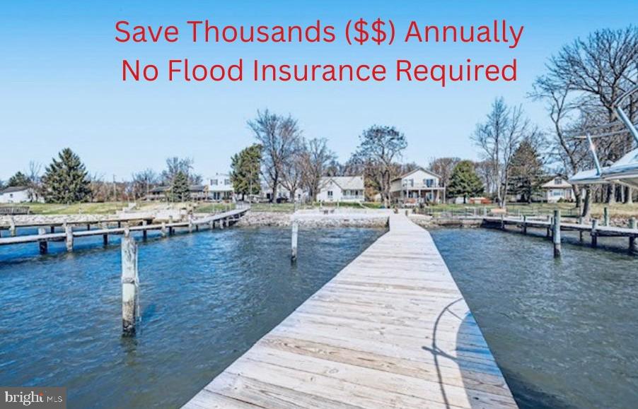1004 Thompson Boulevard Baltimore, MD 21221 - Photo 13 of 48 New Pier with boat lift & custom deck w/ electric