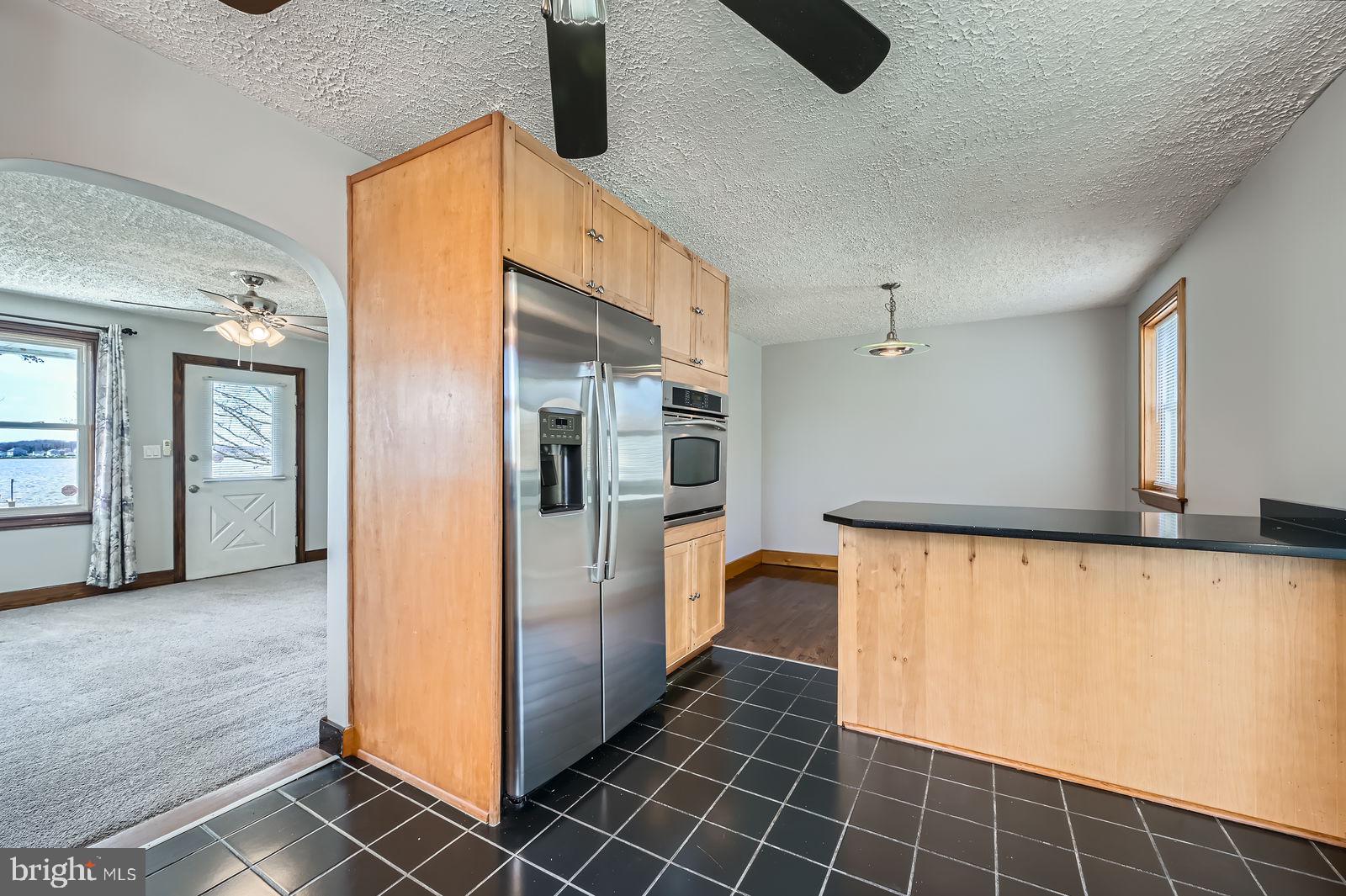 1004 Thompson Boulevard Baltimore, MD 21221 - Photo 28 of 48 a view interior of the house and natural light