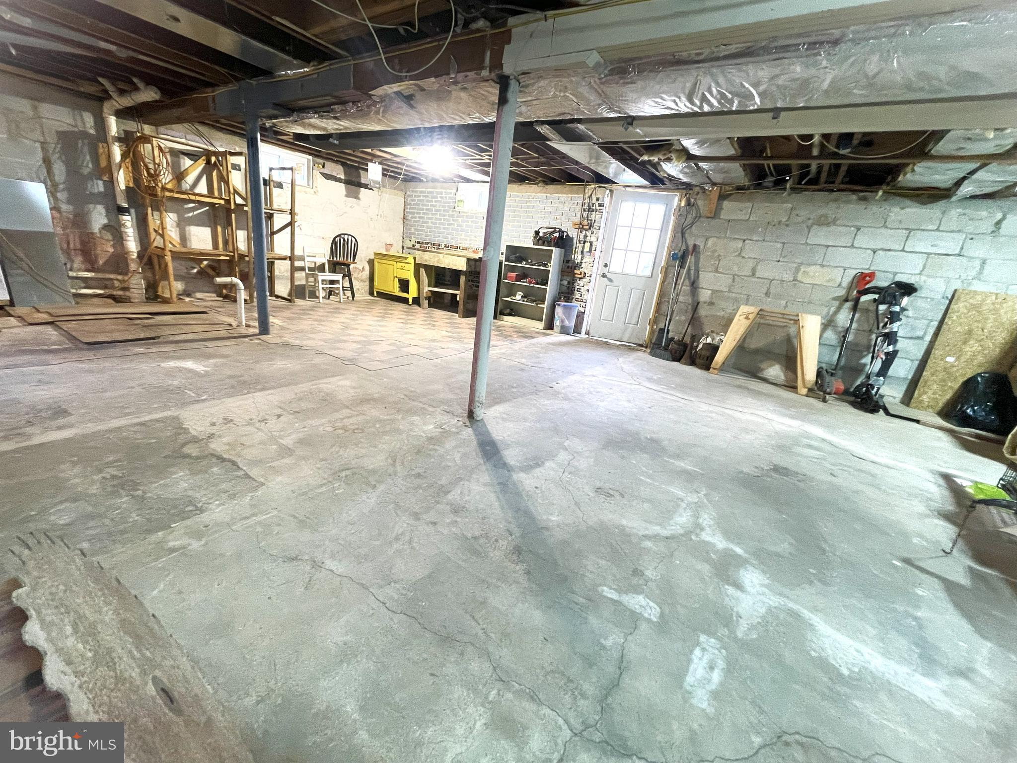 1004 Thompson Boulevard Baltimore, MD 21221 - Photo 45 of 48