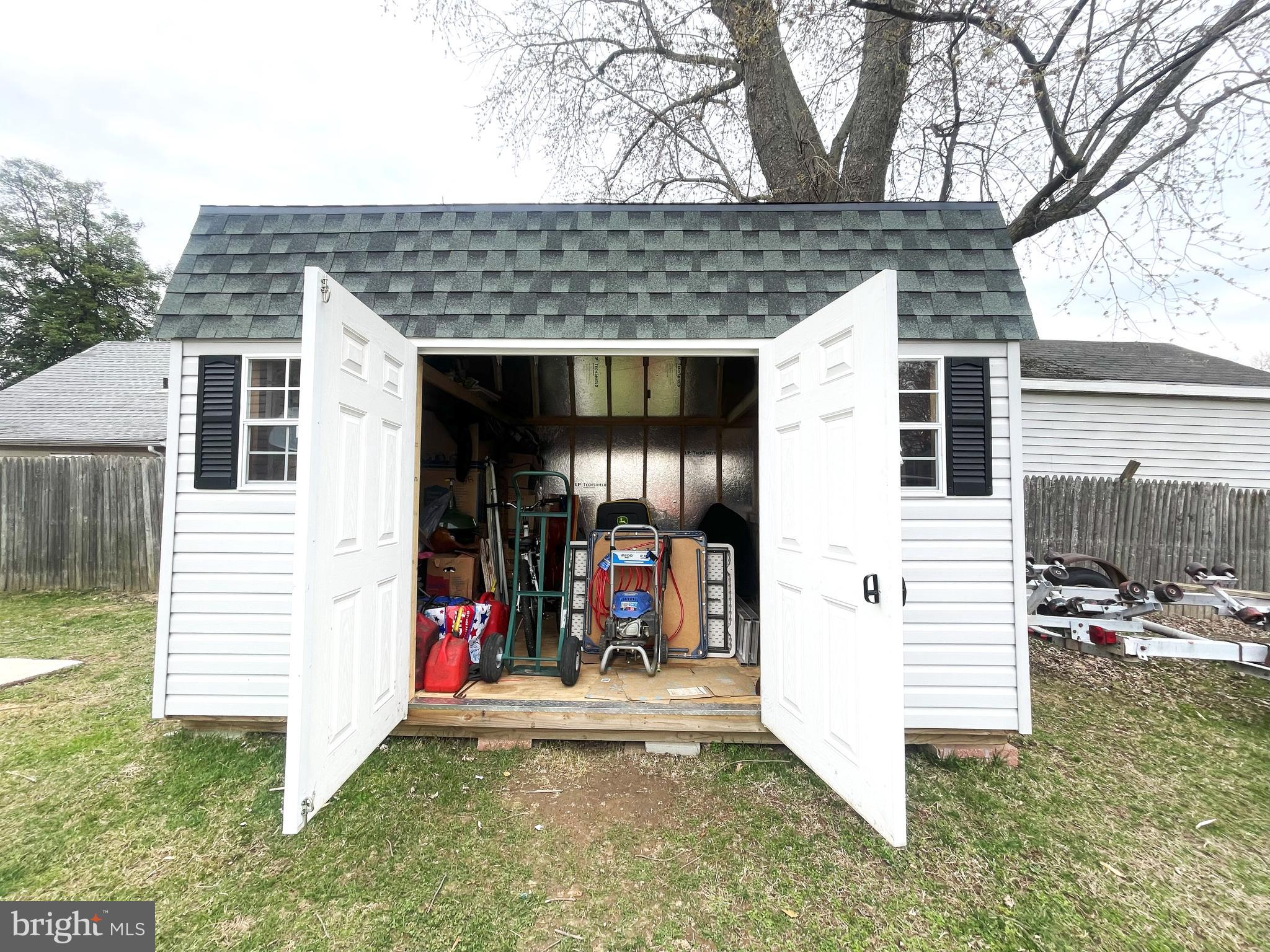 1004 Thompson Boulevard Baltimore, MD 21221 - Photo 46 of 48 shed and plenty of parking in back yard