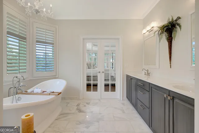 $949,000 | 165 Isleworth Way, Fayetteville, GA 30215