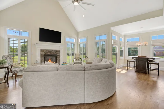 $949,000 | 165 Isleworth Way, Fayetteville, GA 30215