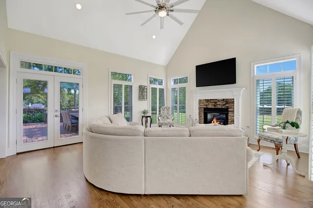 $949,000 | 165 Isleworth Way, Fayetteville, GA 30215