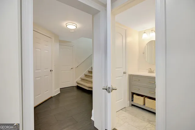 $949,000 | 165 Isleworth Way, Fayetteville, GA 30215