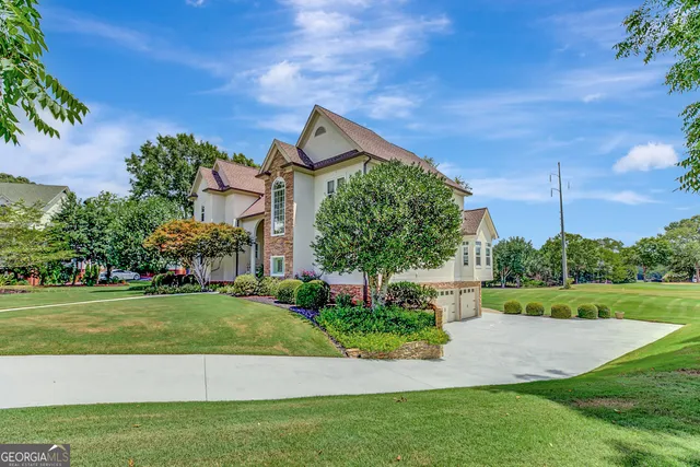 $949,000 | 165 Isleworth Way, Fayetteville, GA 30215