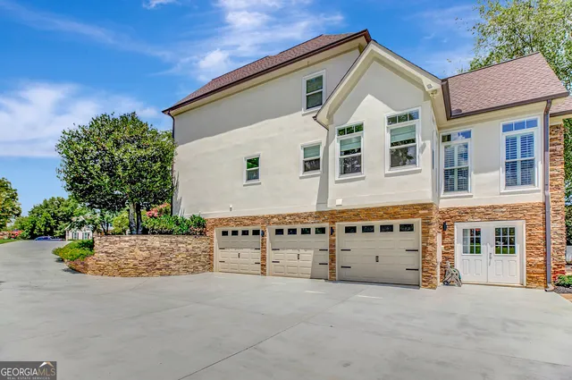 $949,000 | 165 Isleworth Way, Fayetteville, GA 30215