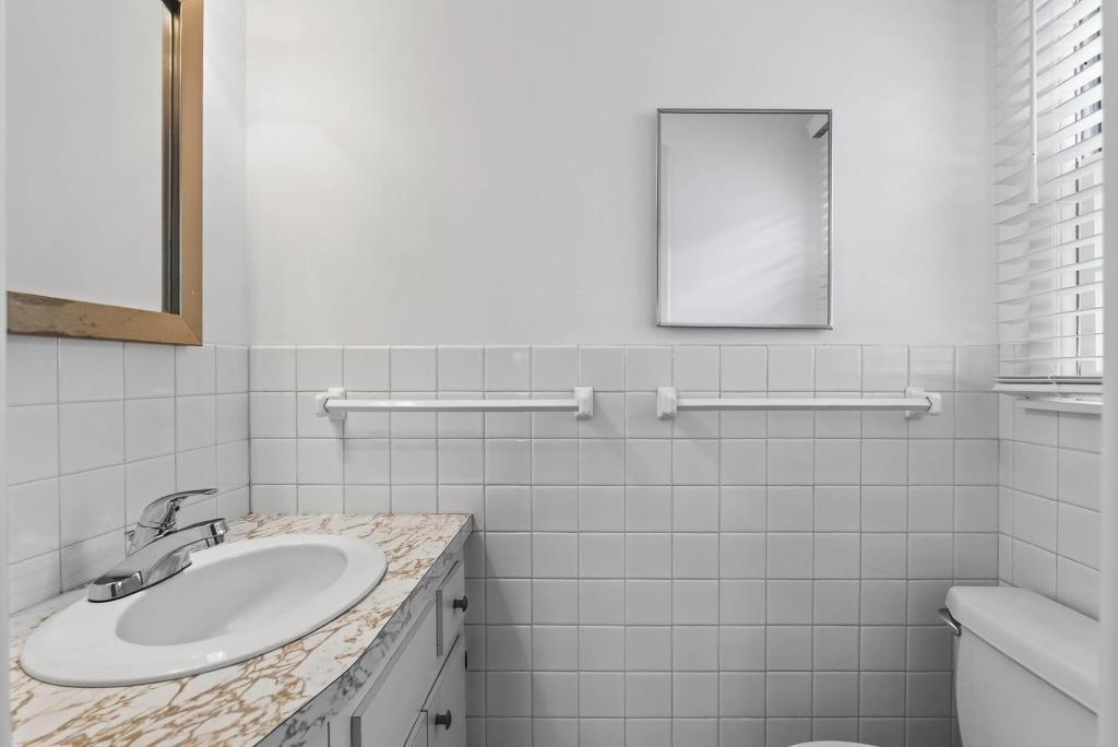 5224 West 70th Street Edina, MN 55439 - Photo 14 of 35