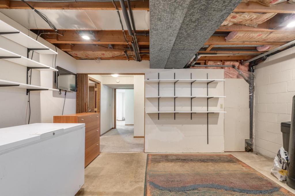 5224 West 70th Street Edina, MN 55439 - Photo 27 of 35