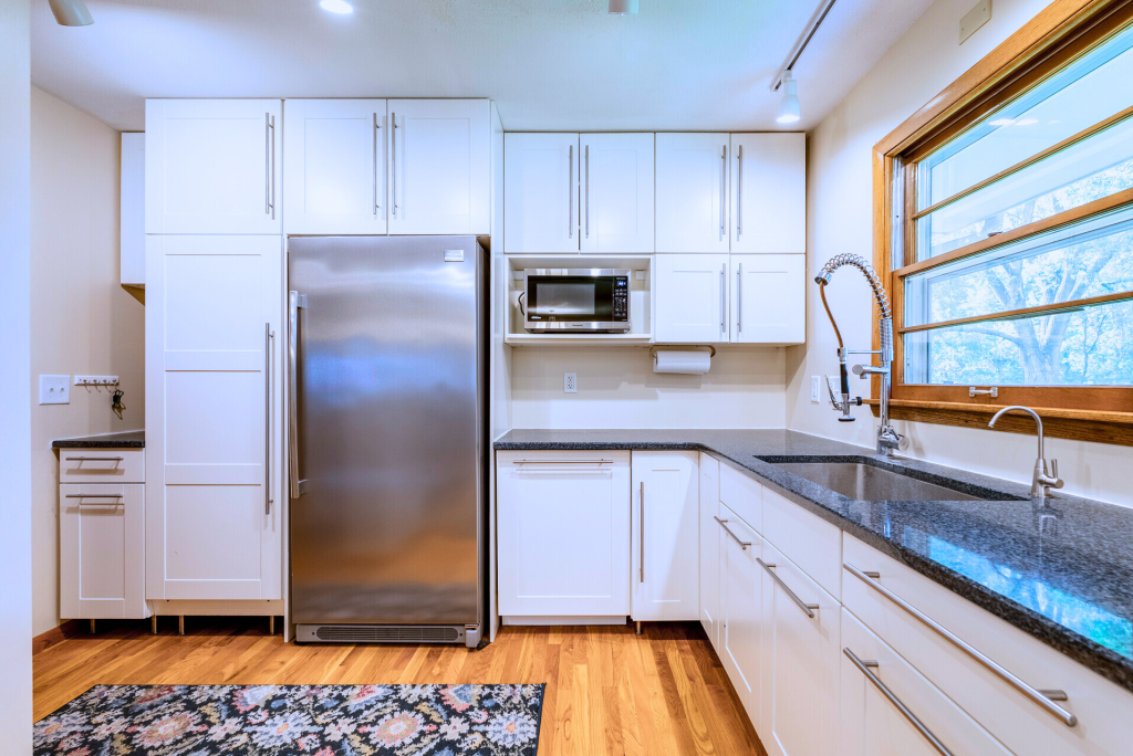 5224 West 70th Street Edina, MN 55439 - Photo 10 of 35